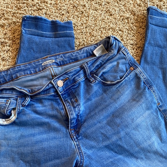 Old Navy Super Skinny Crop Jeans size 12 - Picture 3 of 8